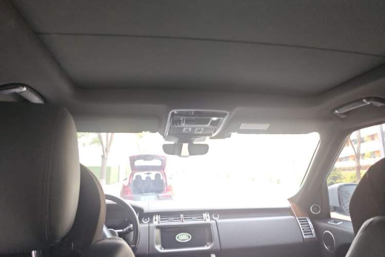 Used Land Rover Range  Headliner
