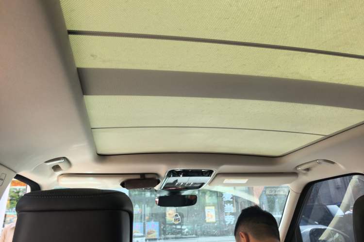 Used Land Rover Range 2018 3.0 SC V6 Vogue Extended-Length Model Headliner