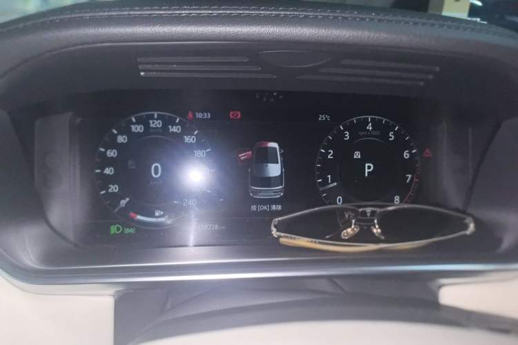 Used Land Rover Range 2018 3.0 SC V6 Vogue Extended-Length Model Instrument Cluster