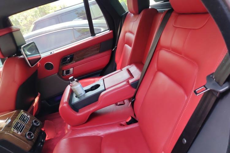 Used Land Rover Range 2018 3.0 SC V6 Vogue SE Long-Wheelbase Edition Left Rear Seat
