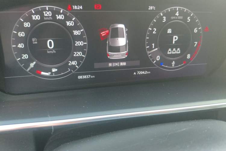 Used Land Rover Range  Odometer Close Up