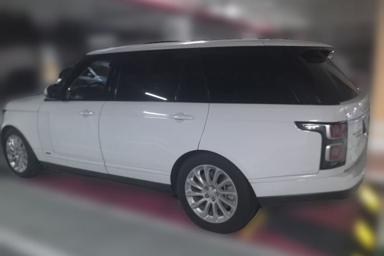 Used Land Rover Range 2018 3.0 SC V6 Vogue Extended-Length Model Rear Left 45 Deg