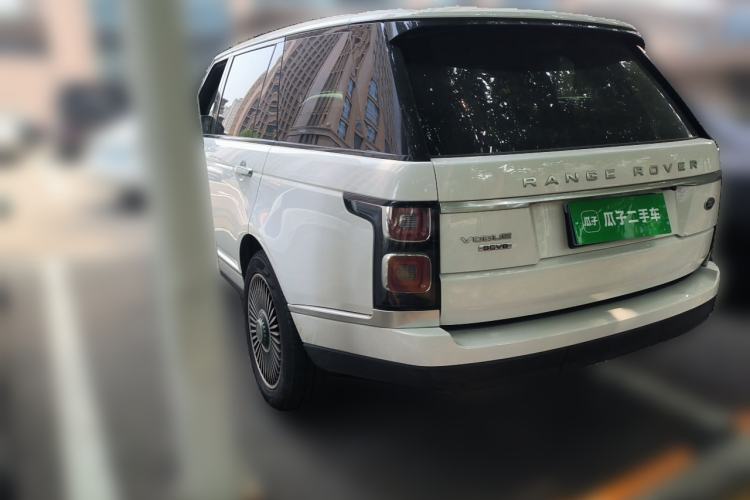 Used Land Rover Range 2018 3.0 SC V6 Vogue Extended-Length Model Rear Left 45 Deg