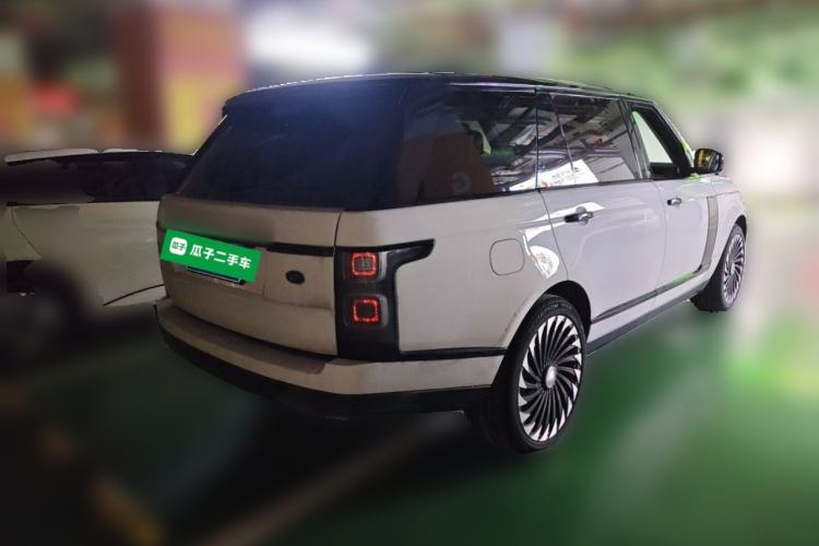 Used Land Rover Range 2018 3.0 SC V6 Vogue Extended-Length Model Rear Right 45 Deg