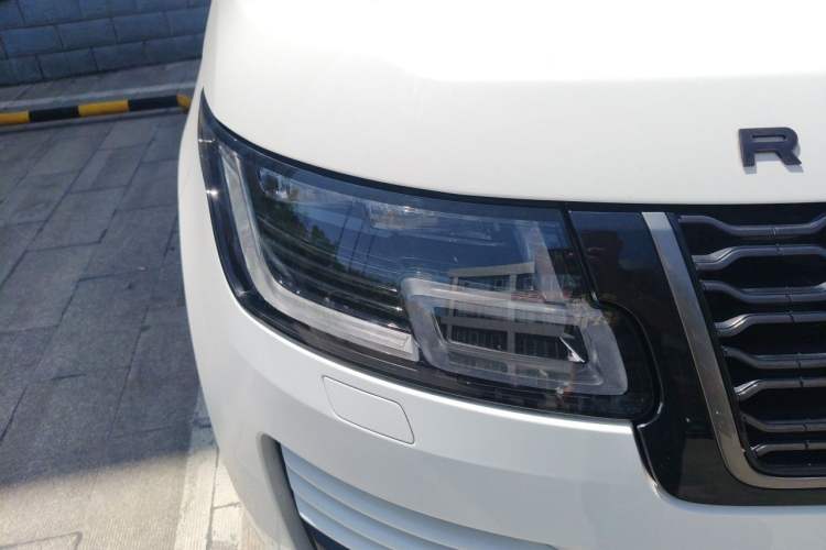 Used Land Rover Range 2018 3.0 SC V6 Grand Edition Right Front Headlight