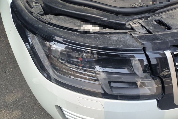Used Land Rover Range 2018 3.0 SC V6 Vogue Extended-Length Model Right Front Headlight