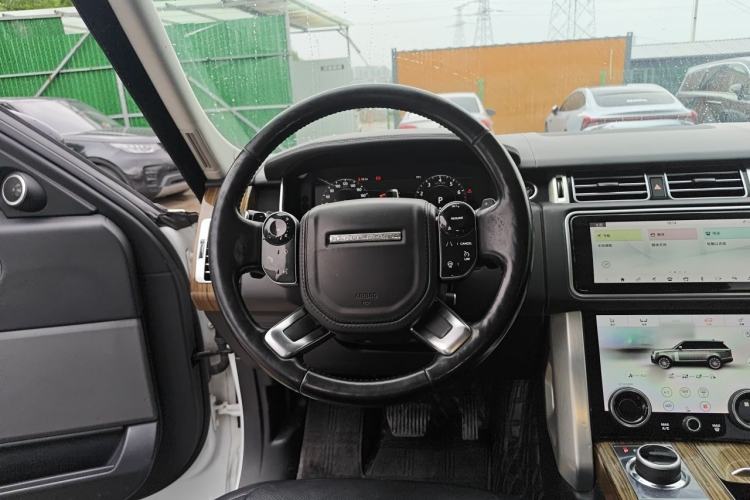 Used Land Rover Range 2018 3.0 SC V6 Vogue Legacy Edition Steering Wheel