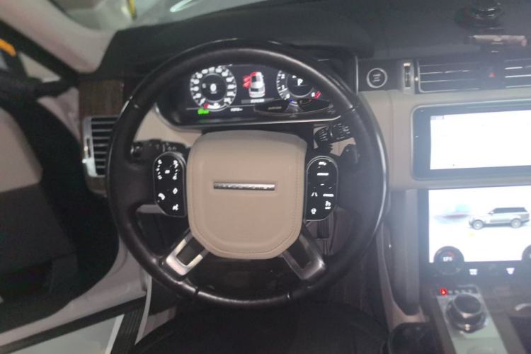Used Land Rover Range 2018 3.0 SC V6 Vogue Extended-Length Model Steering Wheel