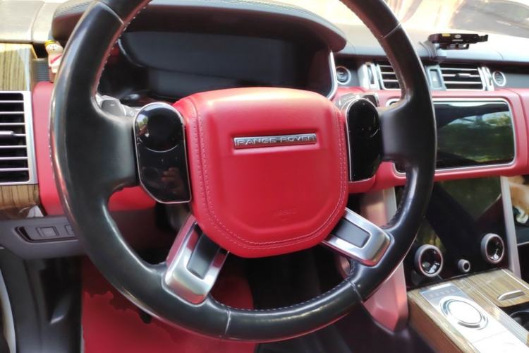Used Land Rover Range 2018 3.0 SC V6 Vogue SE Long-Wheelbase Edition Steering Wheel