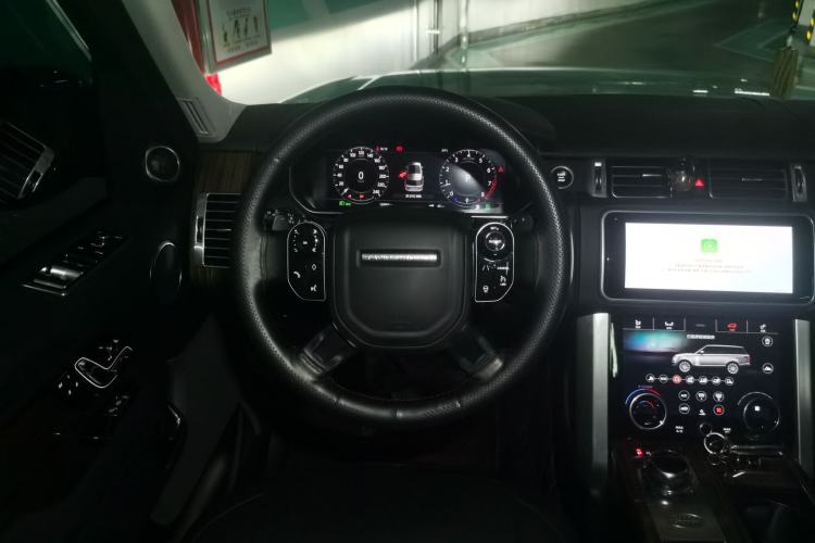 Used Land Rover Range 2018 3.0 SC V6 Vogue Extended-Length Model Steering Wheel