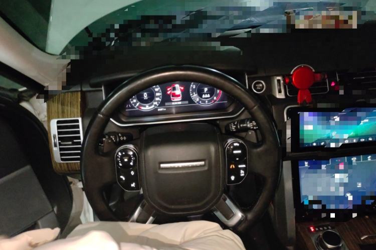 Used Land Rover Range 2018 3.0 SC V6 Vogue Legacy Edition Steering Wheel
