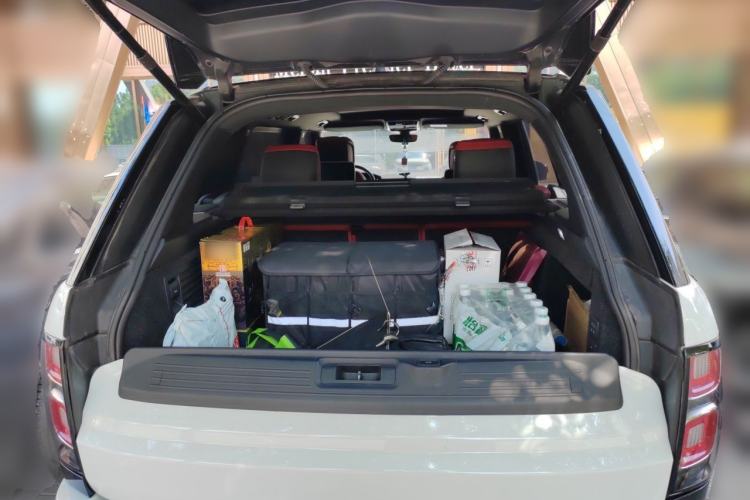 Used Land Rover Range 2018 3.0 SC V6 Vogue SE Long-Wheelbase Edition Trunk