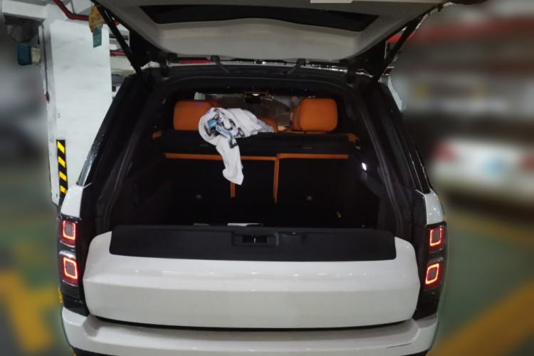 Used Land Rover Range 2018 3.0 SC V6 Grand Edition Trunk