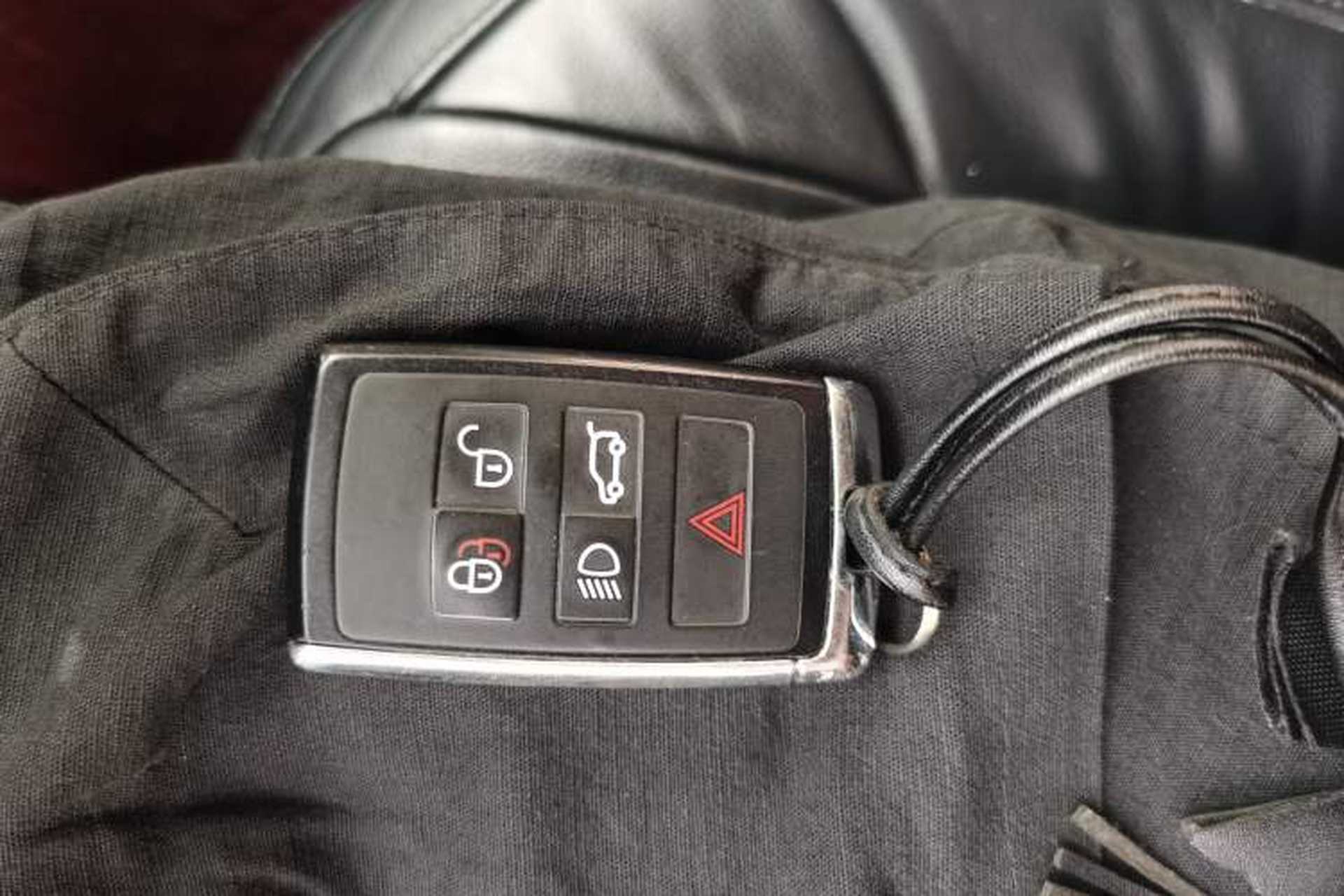 Used Land Rover Range 2018 3.0 SC V6 Grand Edition Vehicle Key