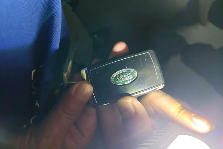 Used Land Rover Range 2018 3.0 SC V6 Vogue Extended-Length Model Vehicle Key
