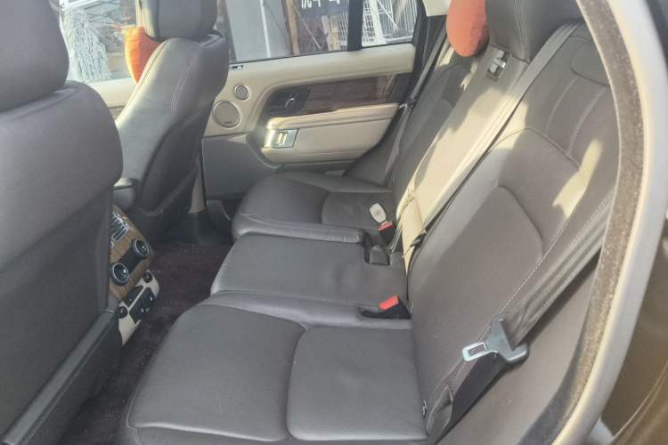 Used Land Rover Range 2018 3.0 SC V6 Vogue Legacy Edition Left Rear Seat