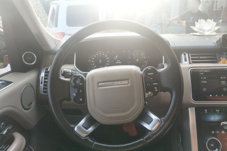 Used Land Rover Range 2018 3.0 SC V6 Vogue Legacy Edition Steering Wheel