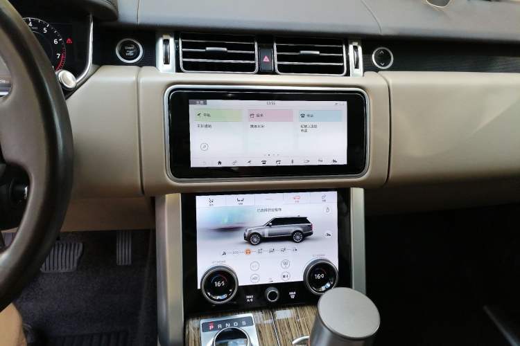 Used Land Rover Range 2019 3.0 SCV6 Legacy Edition Audio And AC Panel