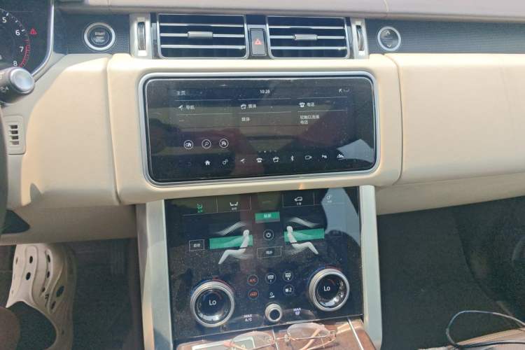 Used Land Rover Range  Audio And AC Panel