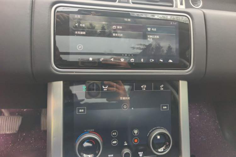 Used Land Rover Range 2019 3.0 SC V6 Long-wheelbase Version Audio And AC Panel