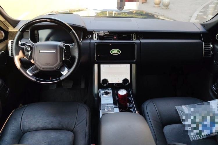 Used Land Rover Range 2019 3.0 SC V6 Grand Edition Center Console