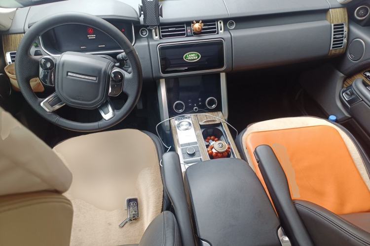 Used Land Rover Range  Center Console