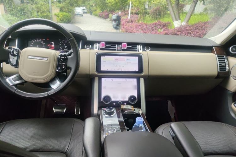 Used Land Rover Range  Center Console
