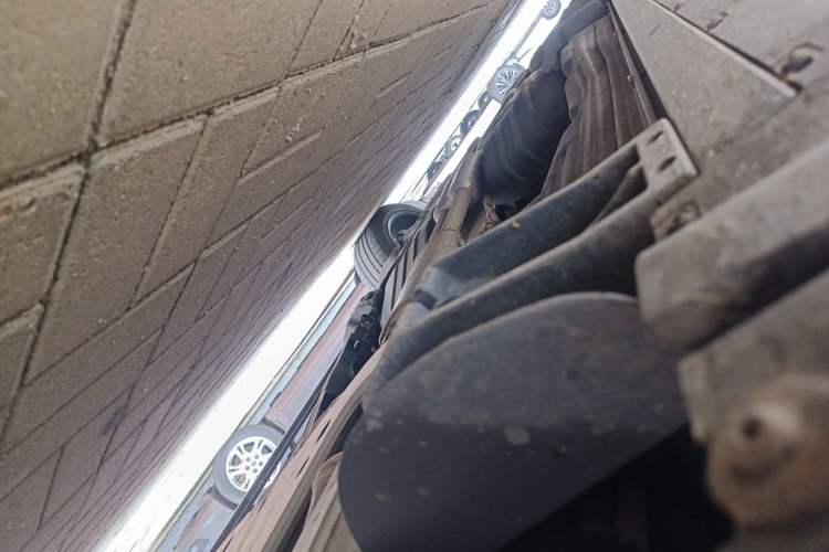 Used Land Rover Range  Chassis Front Right