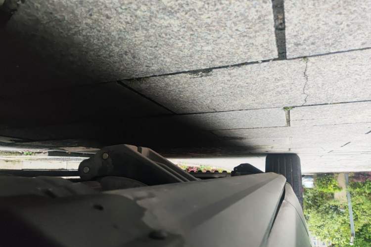 Used Land Rover Range  Chassis Rear Left