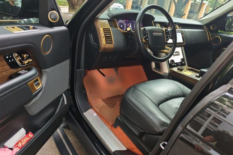 Used Land Rover Range 2019 3.0 SCV6 Legacy Edition Driver Seat
