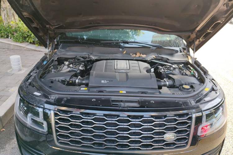 Used Land Rover Range 2019 3.0 SC V6 Grand Edition Engine Bay