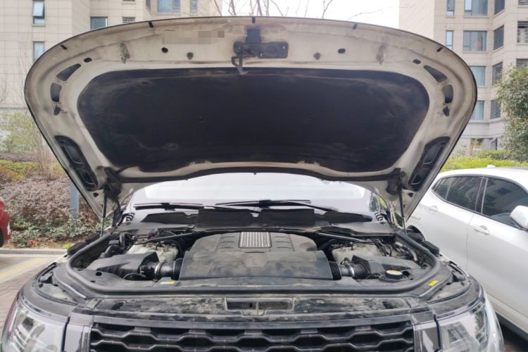 Used Land Rover Range 2019 3.0 SC V6 Grand Edition Engine Bay