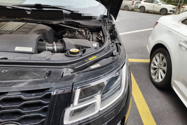 Used Land Rover Range 2019 3.0 SCV6 Legacy Edition Engine Bay Left