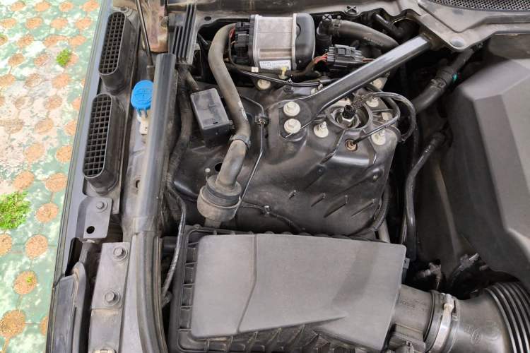 Used Land Rover Range 2019 3.0 SC V6 Grand Edition Engine Bay Right