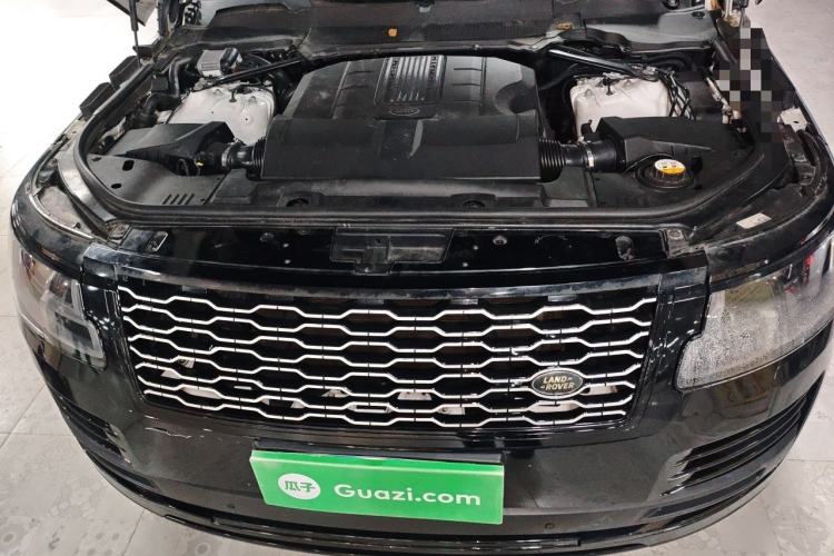 Used Land Rover Range 2019 3.0 SCV6 Legacy Edition Engine Bay