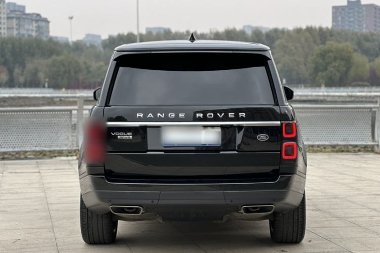 Used Land Rover Range 2019 3.0 SCV6 Legacy Edition Exterior 4