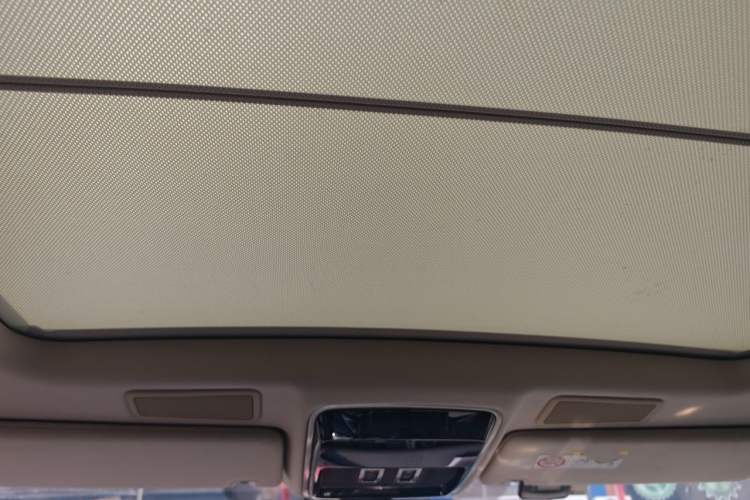 Used Land Rover Range  Headliner