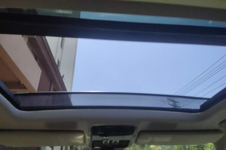 Used Land Rover Range 2019 3.0 SCV6 Legacy Edition Headliner