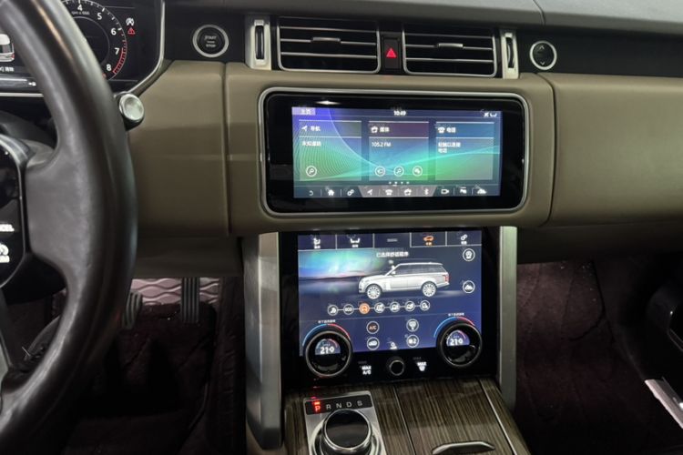Used Land Rover Range 2019 3.0 SC V6 Long-wheelbase Version Interior 2