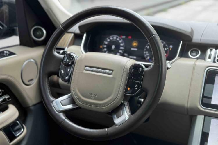 Used Land Rover Range 2019 3.0 SC V6 Long-wheelbase Version Interior 2