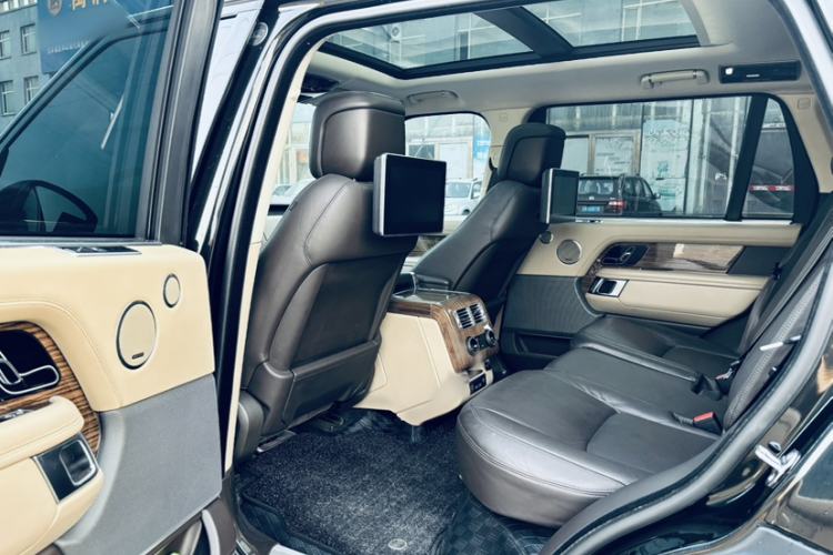 Used Land Rover Range 2019 3.0 SC V6 Long-wheelbase Version Interior 3