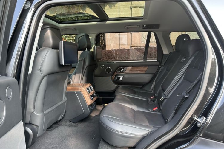 Used Land Rover Range 2019 3.0 SC V6 Long-wheelbase Version Interior 5