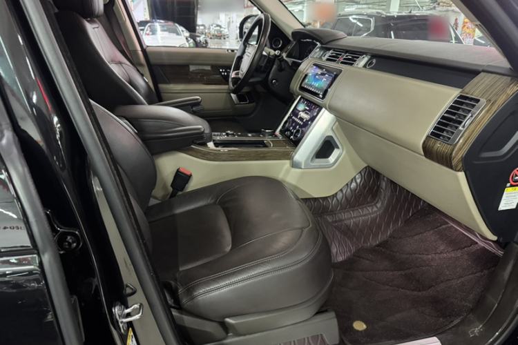 Used Land Rover Range 2019 3.0 SC V6 Long-wheelbase Version Interior 8