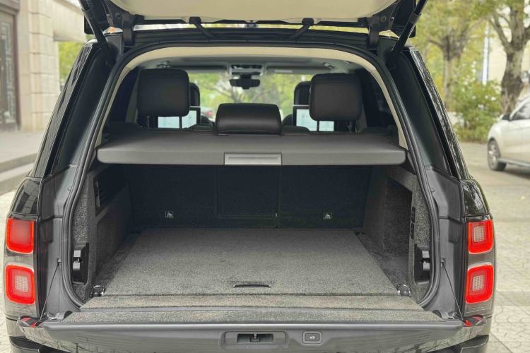 Used Land Rover Range 2019 3.0 SC V6 Long-wheelbase Version Interior 9