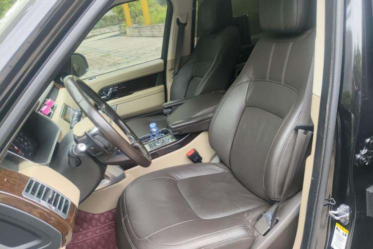 Used Land Rover Range  Left Front Seat