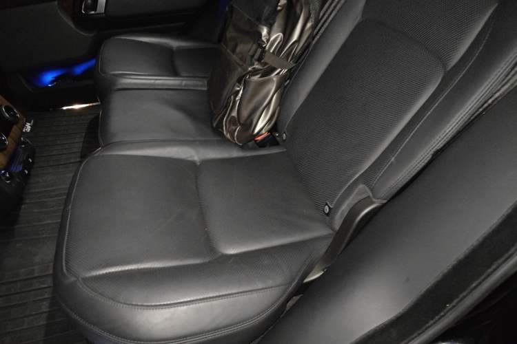 Used Land Rover Range  Left Rear Seat