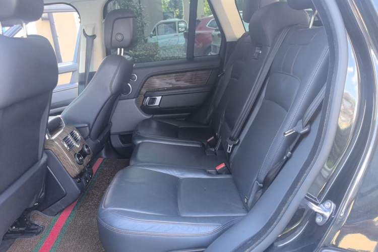 Used Land Rover Range 2019 3.0 SC V6 Grand Edition Left Rear Seat