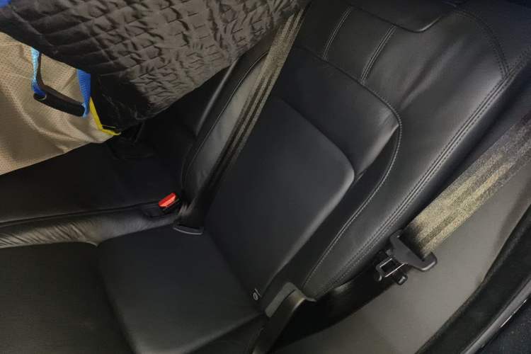 Used Land Rover Range 2019 3.0 SC V6 Grand Edition Left Rear Seat