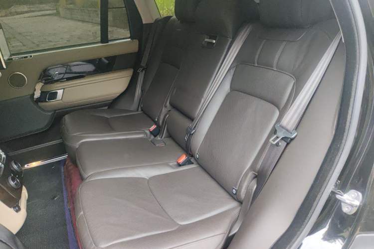 Used Land Rover Range  Left Rear Seat