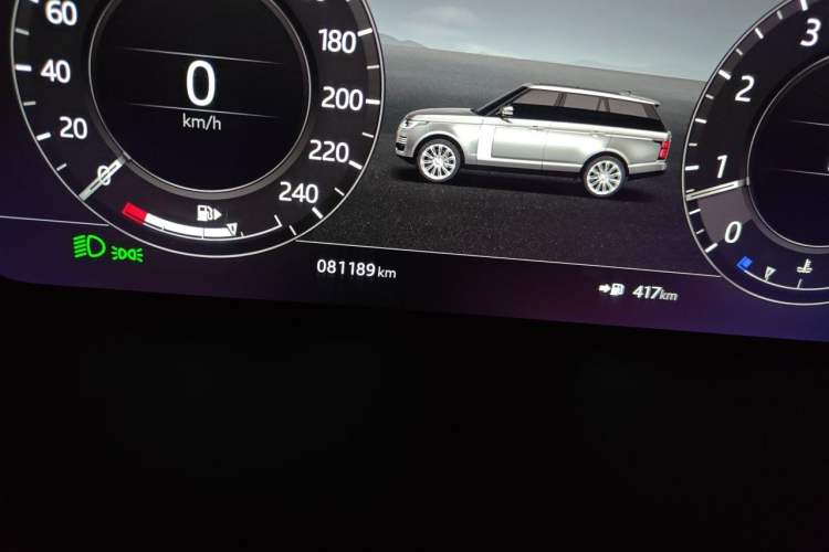Used Land Rover Range  Odometer Close Up